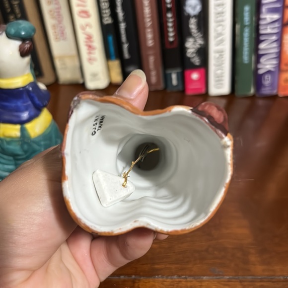 Set of 2 porcelain clowns with bells inside - Picture 4 of 5